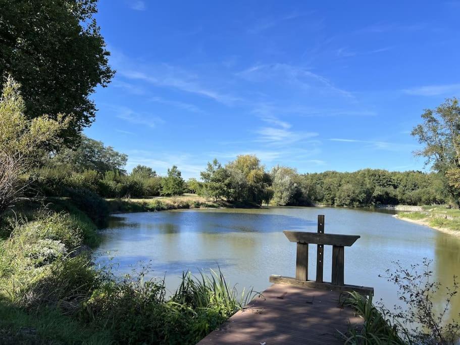 * Domaine De La Solaie * - Proche Bords De Loire Villa Saint-Denis-de l'Hotel ภายนอก รูปภาพ